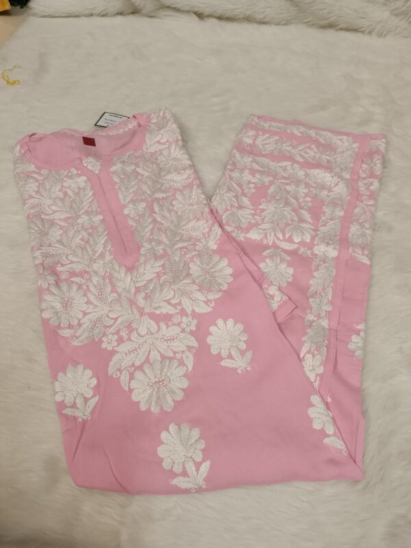 Modal Chikankari Kurti With Heavy Front & Back Thread Work
