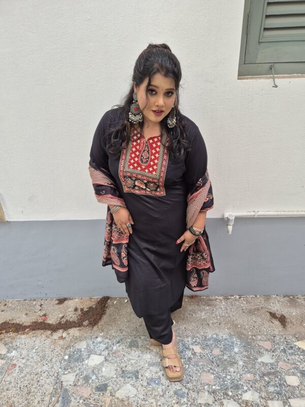 Authentic Chikankari Kurtis – Anu’s Fashion Palette