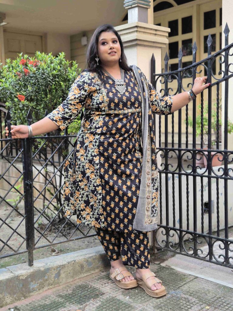 Authentic Chikankari Kurtis – Anu’s Fashion Palette