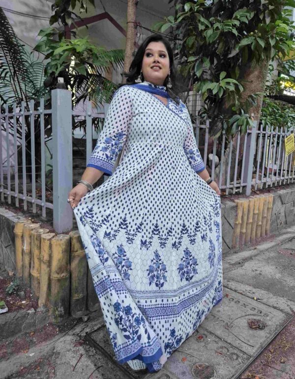 Authentic Chikankari Kurtis – Anu’s Fashion Palette
