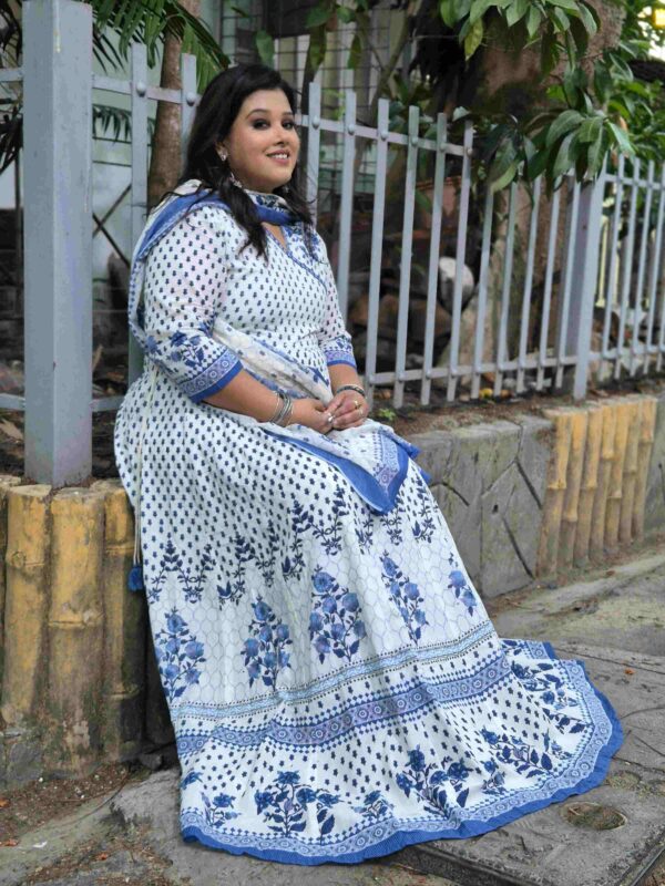 Authentic Chikankari Kurtis – Anu’s Fashion Palette