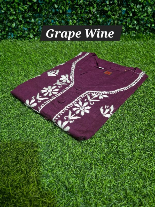 Sleeveless Chikankari Kurti