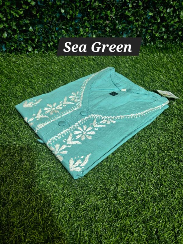 Sleeveless Chikankari Kurti