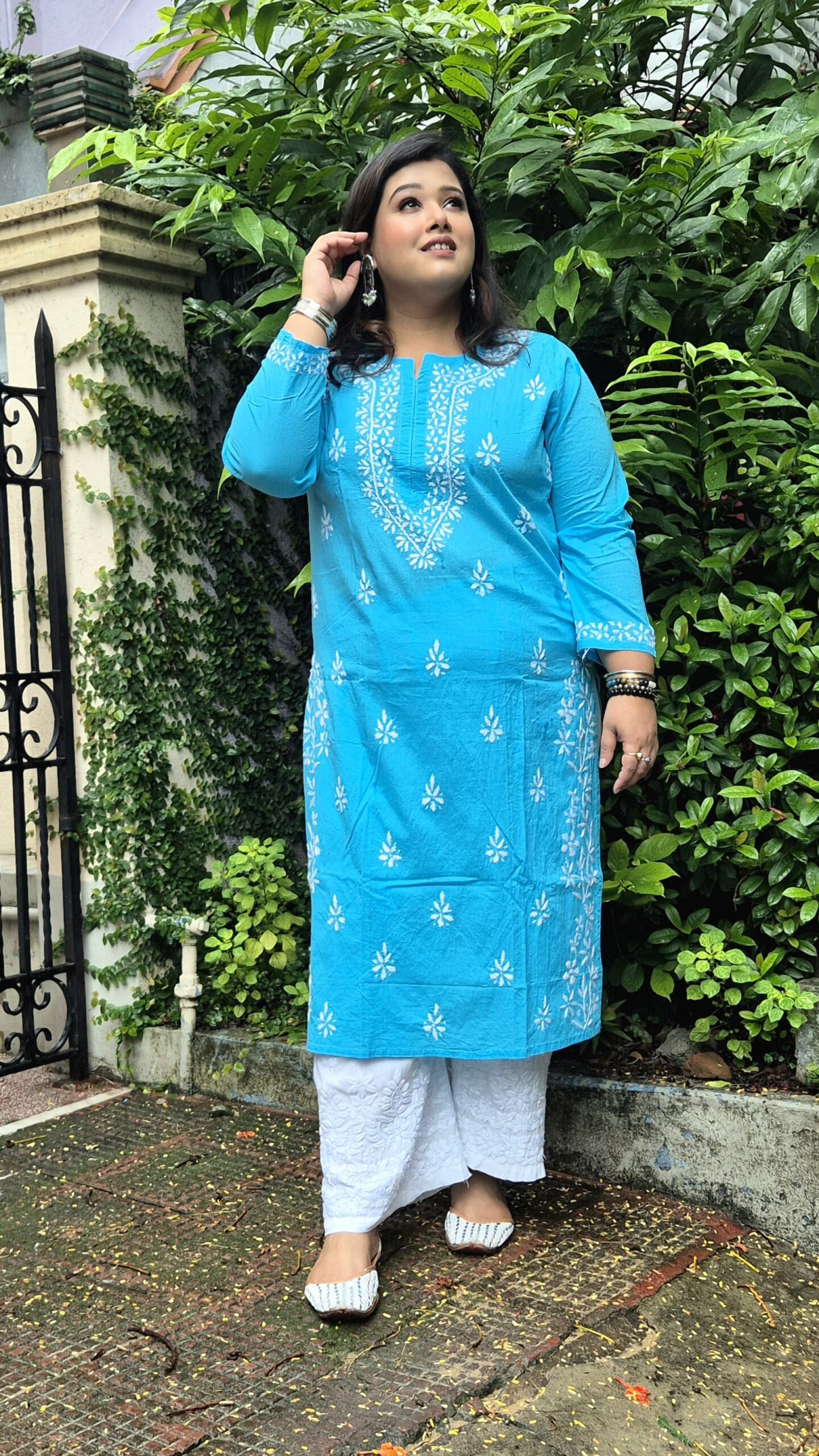 Chikankari cotton kurti side slit work