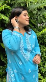 Chikankari cotton kurti side slit work - Image 4