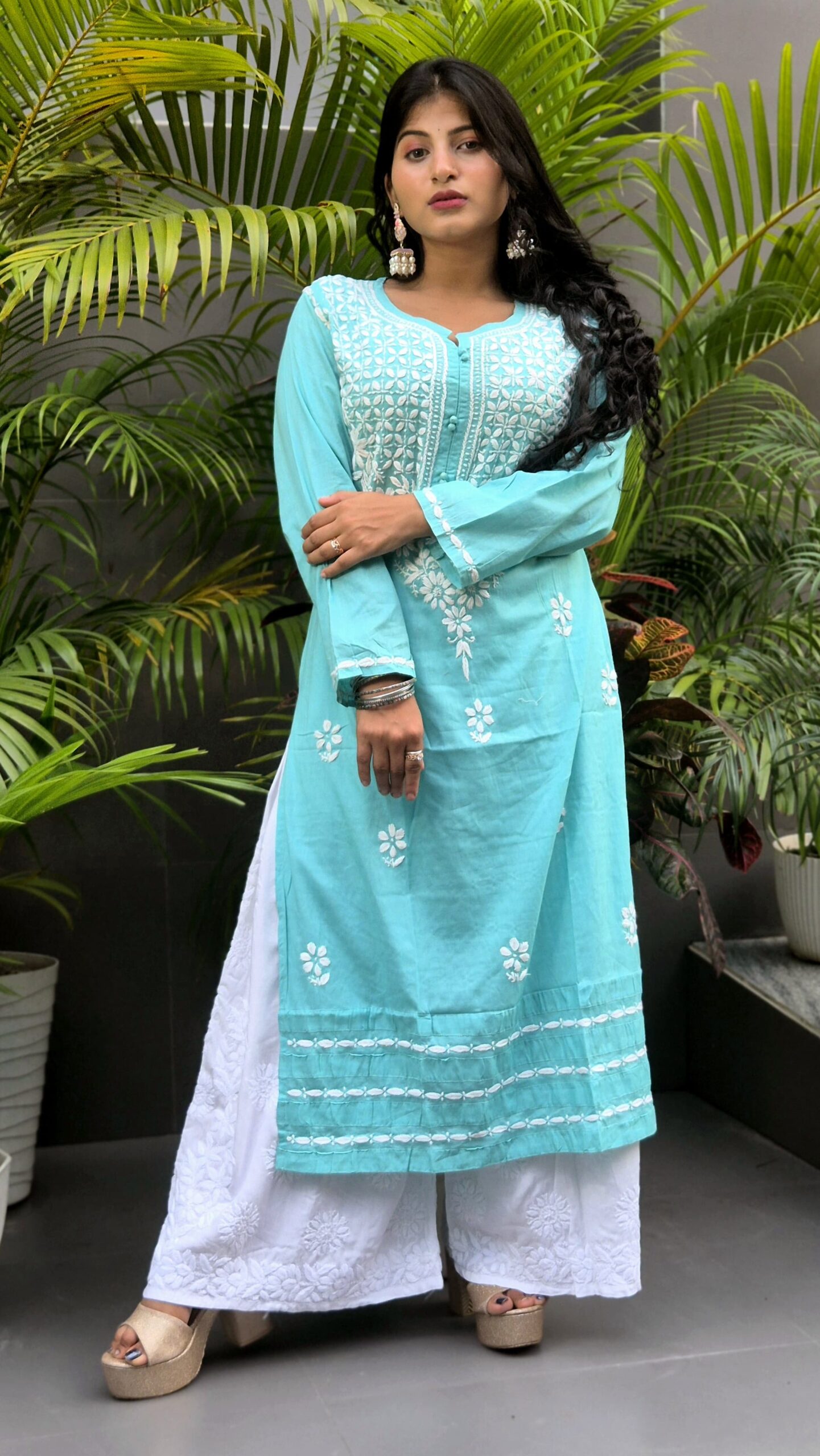 Chikankari regular cotton kurti