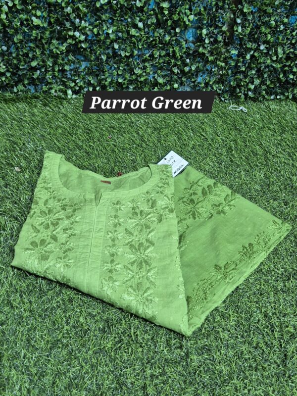 Self-dual dobby cotton chikankari kurti