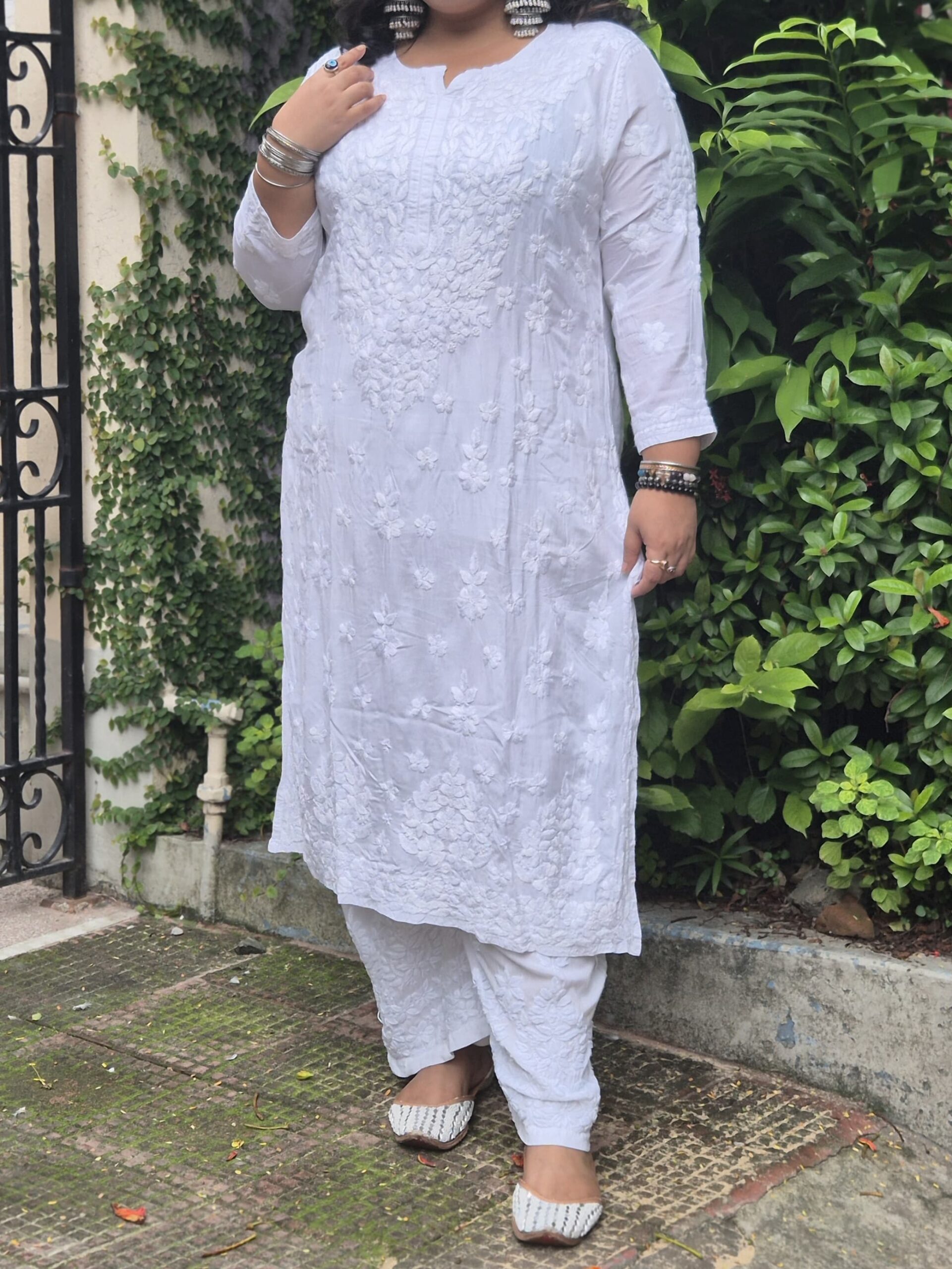 White chikankari modal kurti