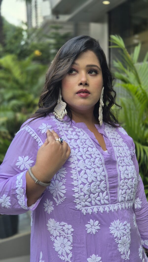 3D modal chikankari with chinese coller