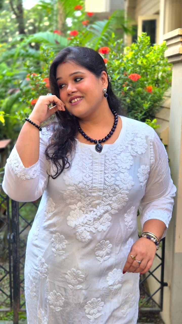 Masline 3D work Chikankari kurti