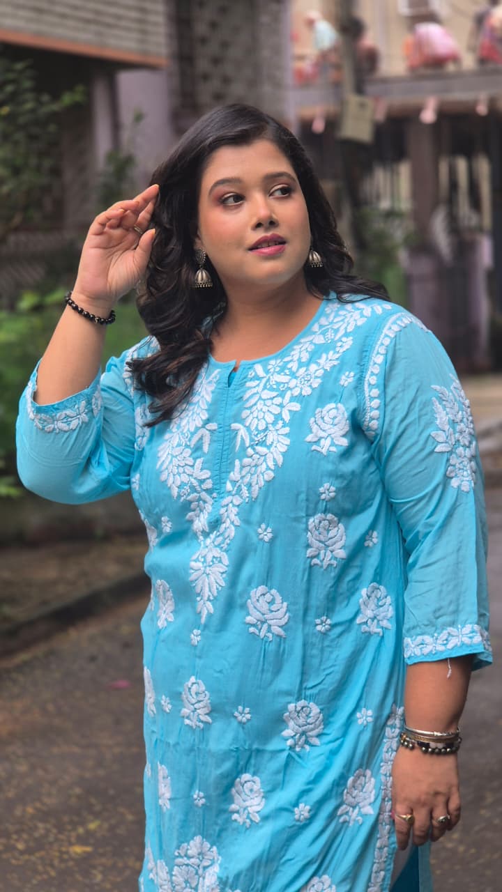 Modal single rose chikankari kurti