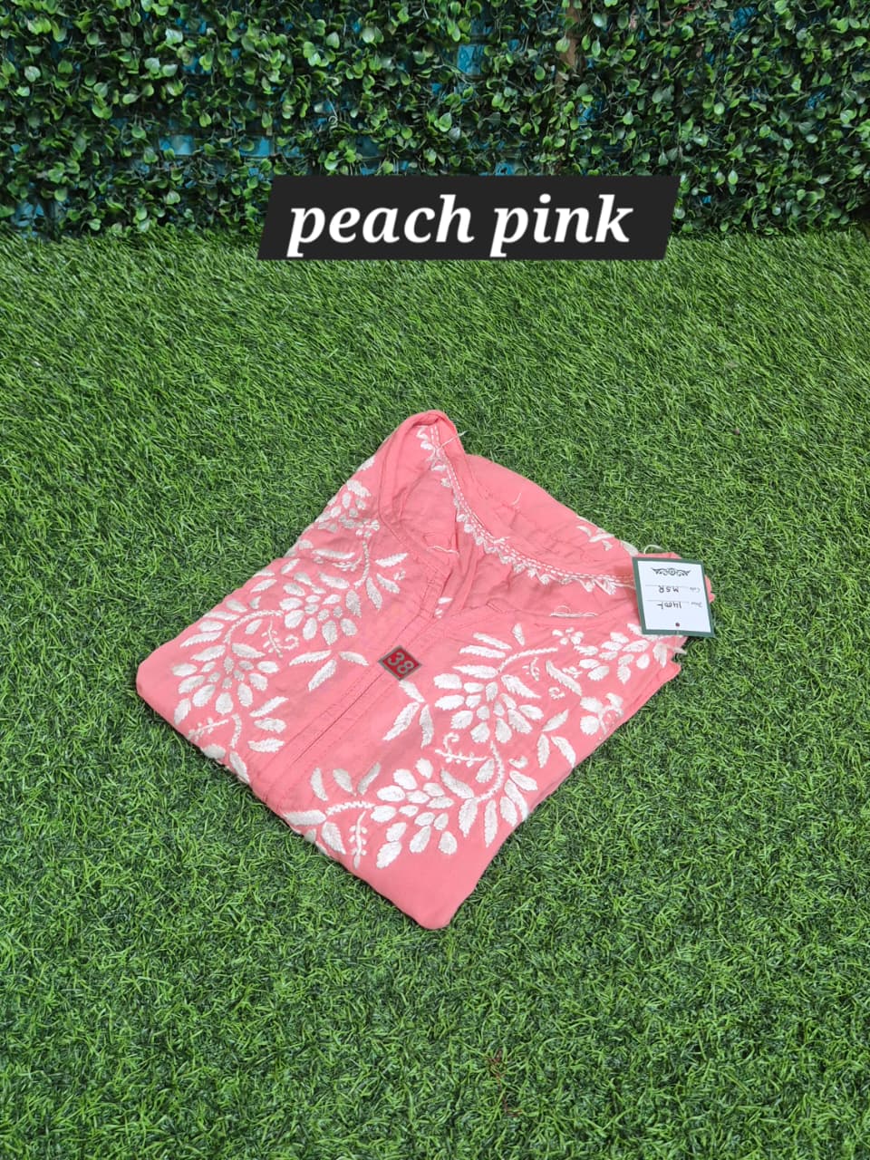 Modal single rose chikankari kurti