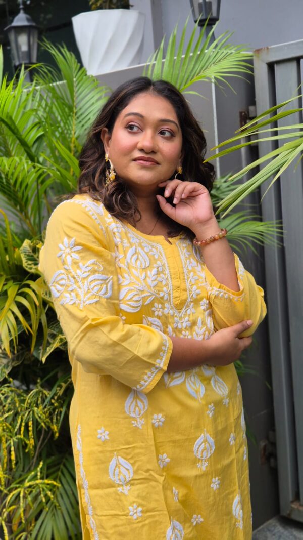 Modal flower bird kurti