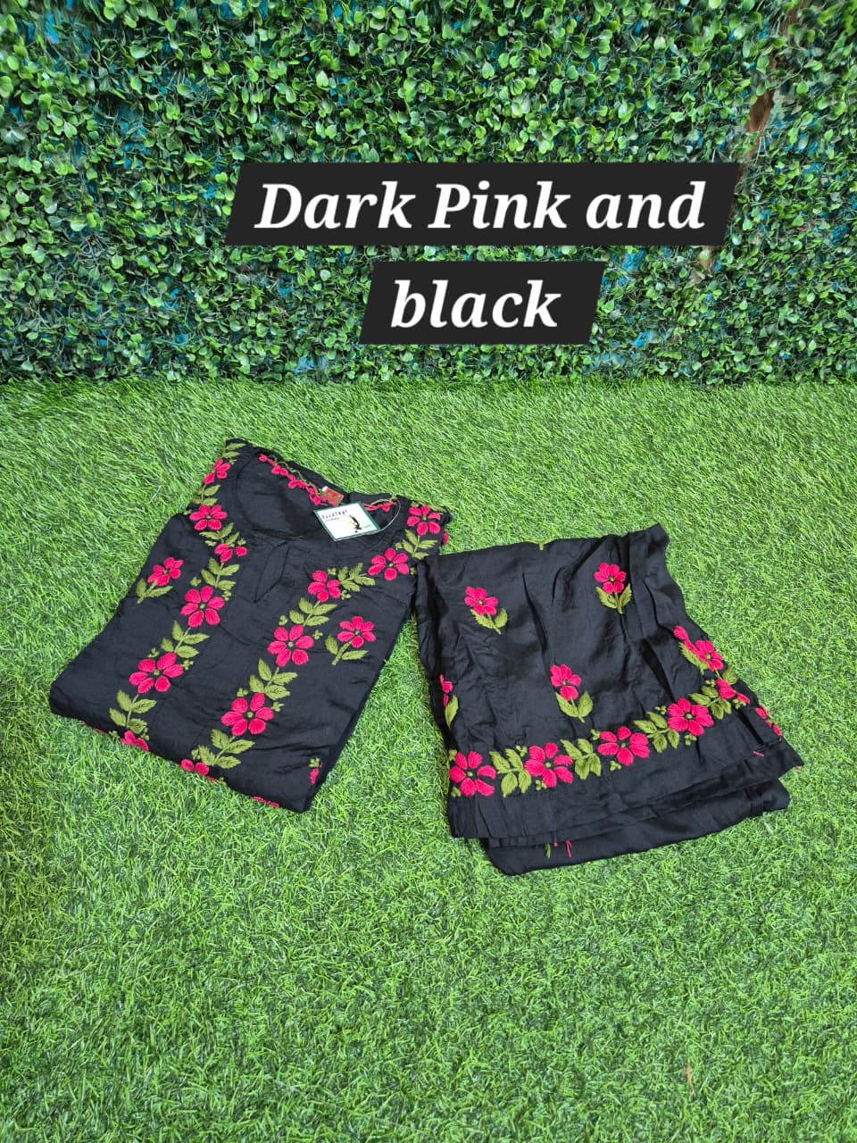 Multicolour thread black modal set