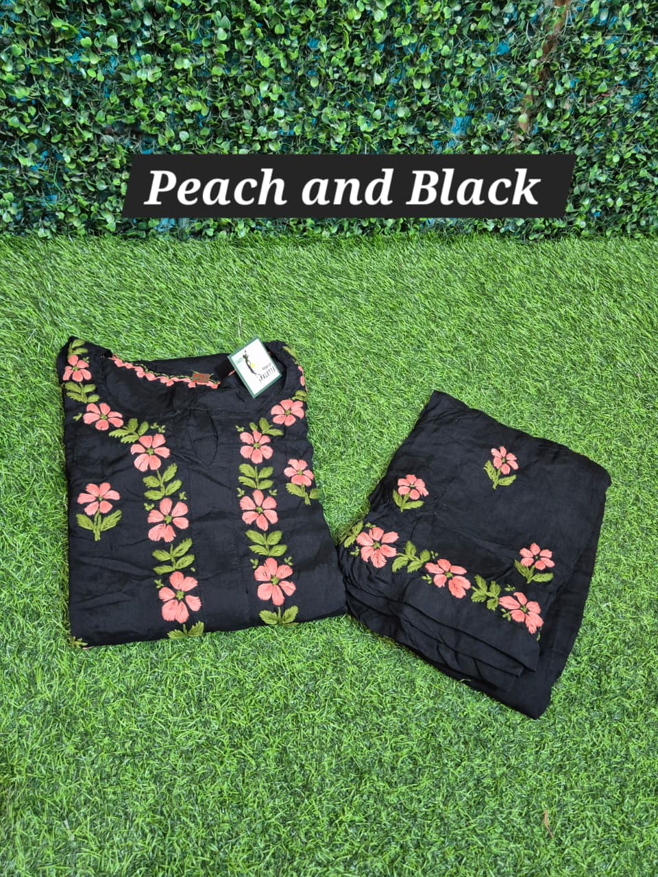 Multicolour thread black modal set