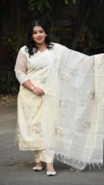 Kota 3-Piece set With Sweet Heart Neck Kurti With Heavy Embroidered Dupatta