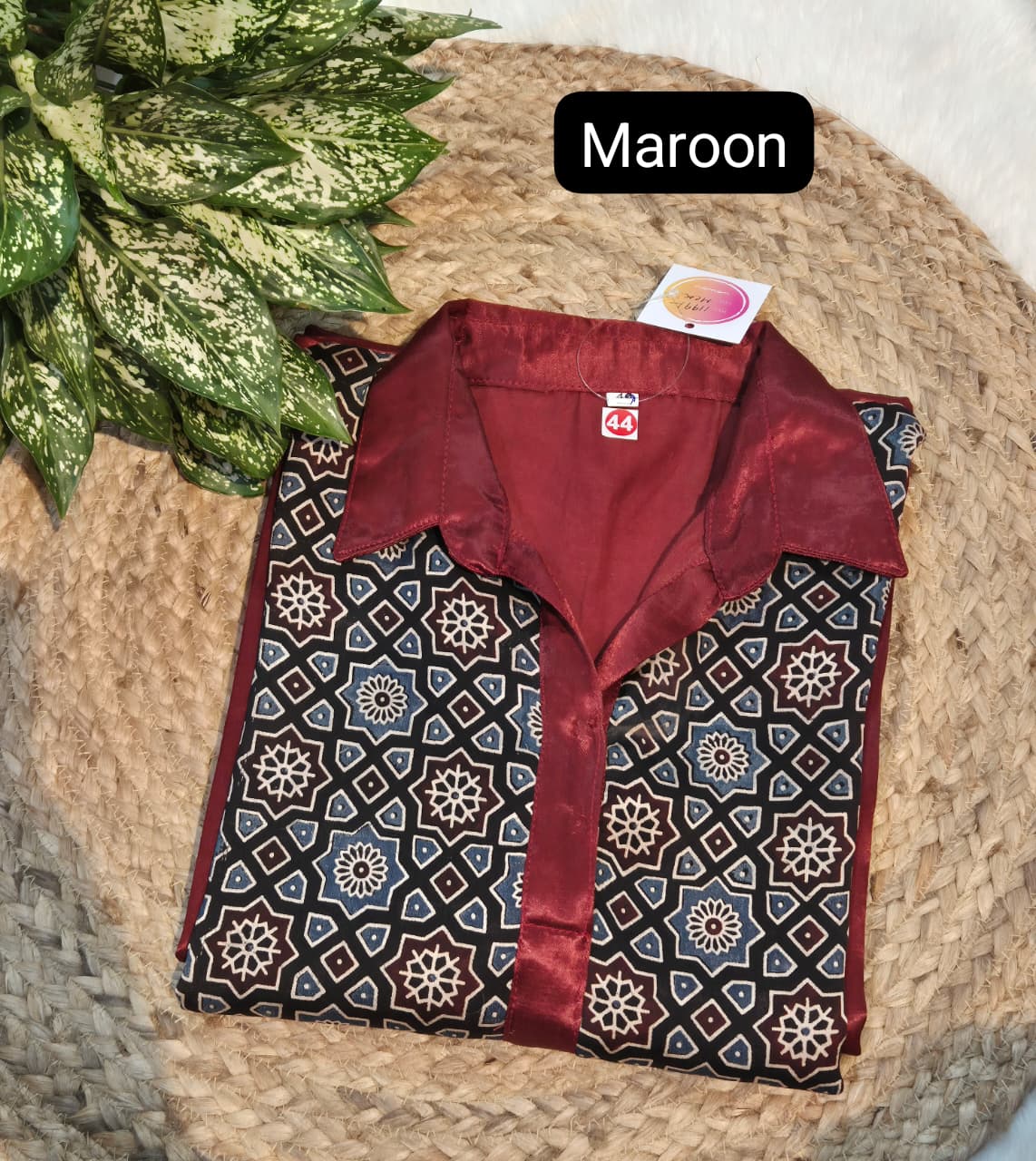 Maroon Shirt Collar Mashroo Kurti