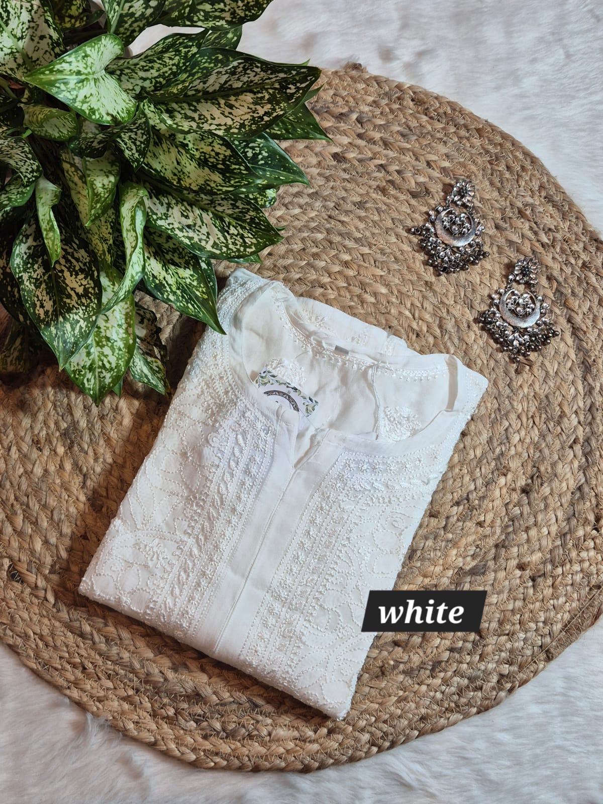 Chikankari Viscouse Resham Bakhiya Work