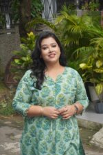 Pomegranate Handblock Cotton Kurti - Image 2