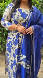 Pen Kalamkari 3 pc Set in Banglore  Silk - Image 4