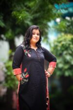 Promoganet dye with Hand Painting Kurti - Image 2