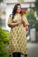 Modal Banaspati Handblock Kurti - Image 6