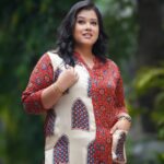Modal Ajrak Handblock Kurti