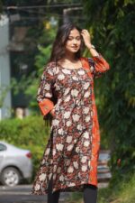 Banaspati Ajrak Handblock Kurti - Image 3