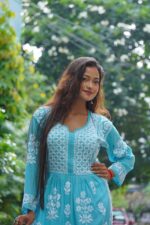 Modal Nyra gown - Image 7